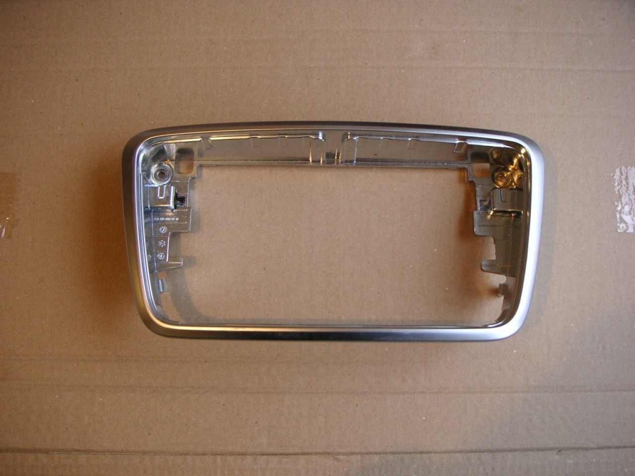 Ornament bord rama gps Mercedes W117, W156, W176 cod A1766890018