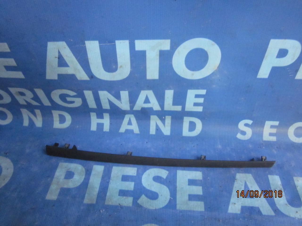 Ornament bord Renault Clio ; 8200407876 (trim)
