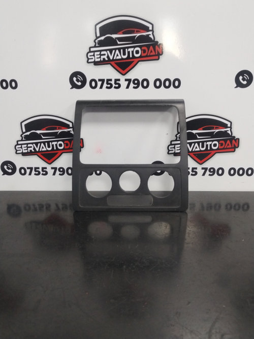 Ornament bord Volkswagen Caddy 3 (2004-2010) 1.9 Motorina 2008, 2K0858061A
