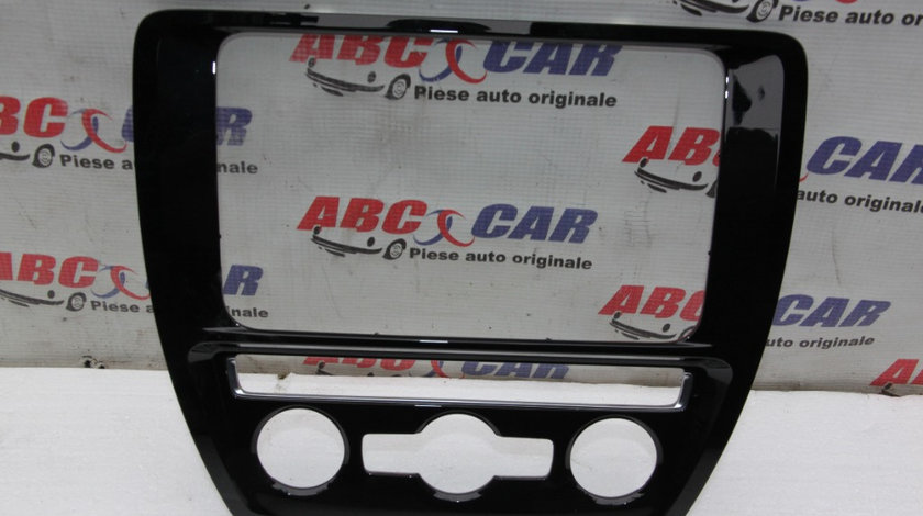 Ornament bord VW Jetta (1B) 2011-2019 cod: 5C6858069F