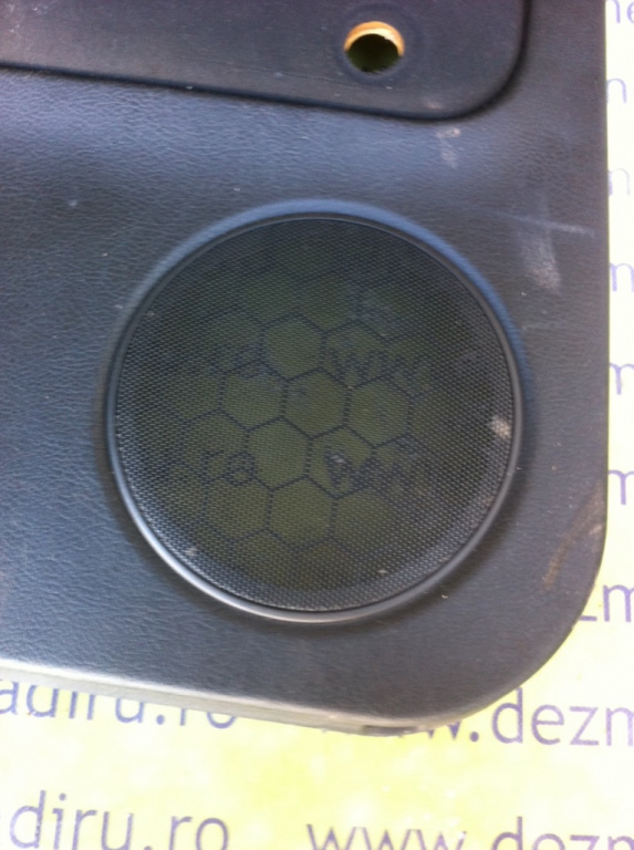 Ornament boxa stanga spate Volkswagen VW Bora [1998 - 2005] Sedan 1.6 16V MT (105 hp) (1J2) 16V