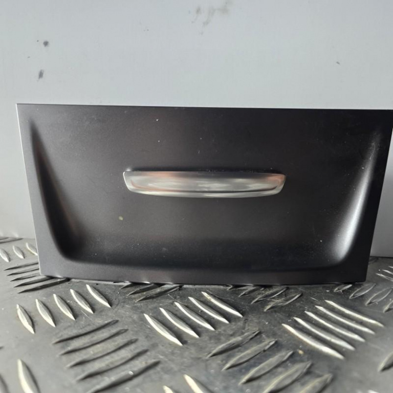 Ornament capac scrumiera Opel Astra K 2015-2019 13469048