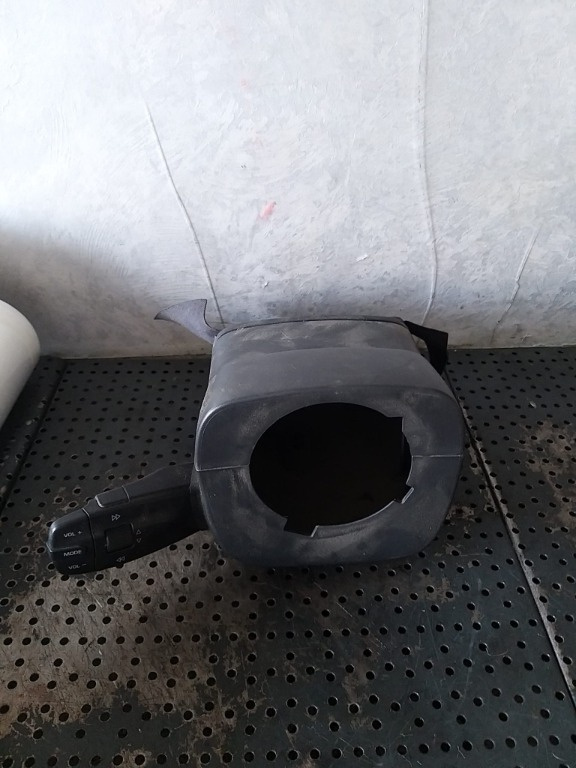 Ornament carcasa volan cu maneta comenzi radio seat ibiza 6j 5j0959848