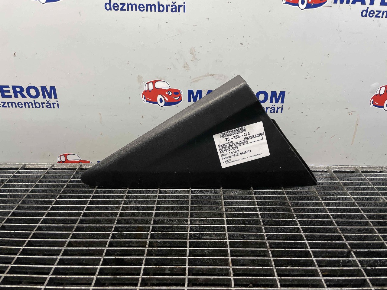 ORNAMENT CAROSERIE FORD TRANSIT COURIER 1.5 TDCI - (2014 2022)