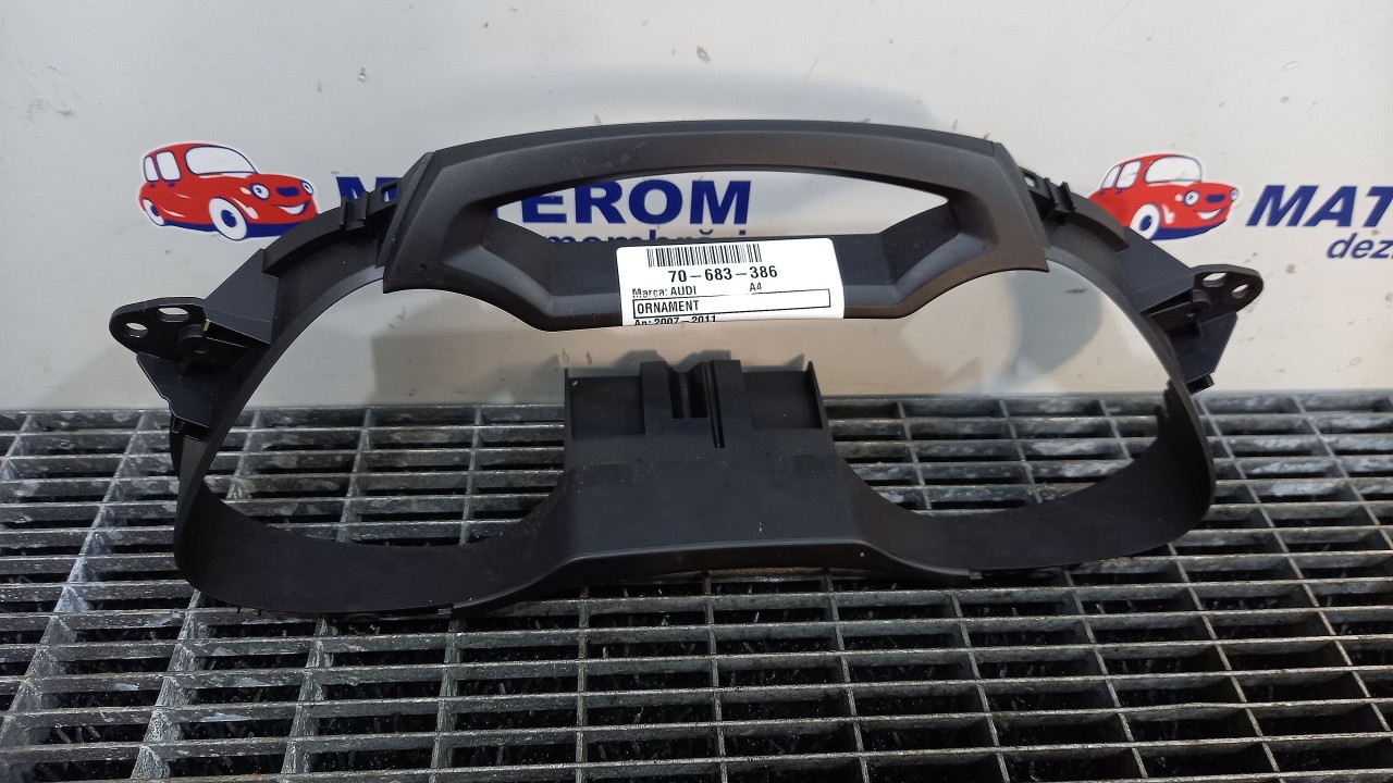 ORNAMENT CEAS BORD AUDI A4 A4 - - (2007 2011)