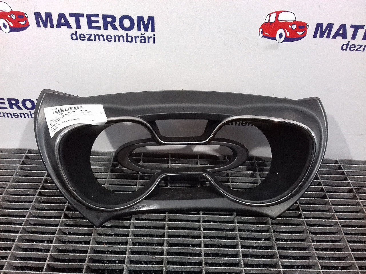 ORNAMENT CEAS BORD RENAULT CAPTUR CAPTUR - - (2013 2016)