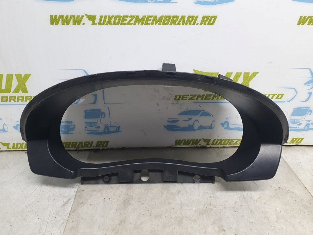 Ornament ceasuri bord 8200378379 Dacia Logan [facelift] [2007 - 2012] 1.5 DCI K9K792