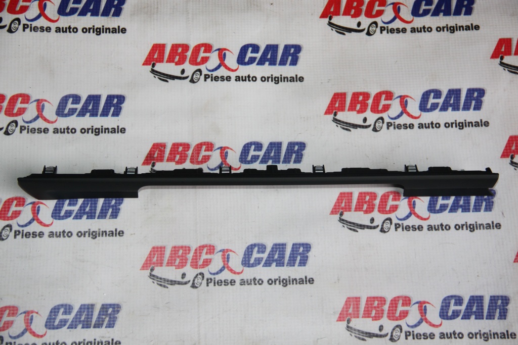 Ornament ceasuri bord Audi A4 B9 8W cod: 8W1857304 model 2017
