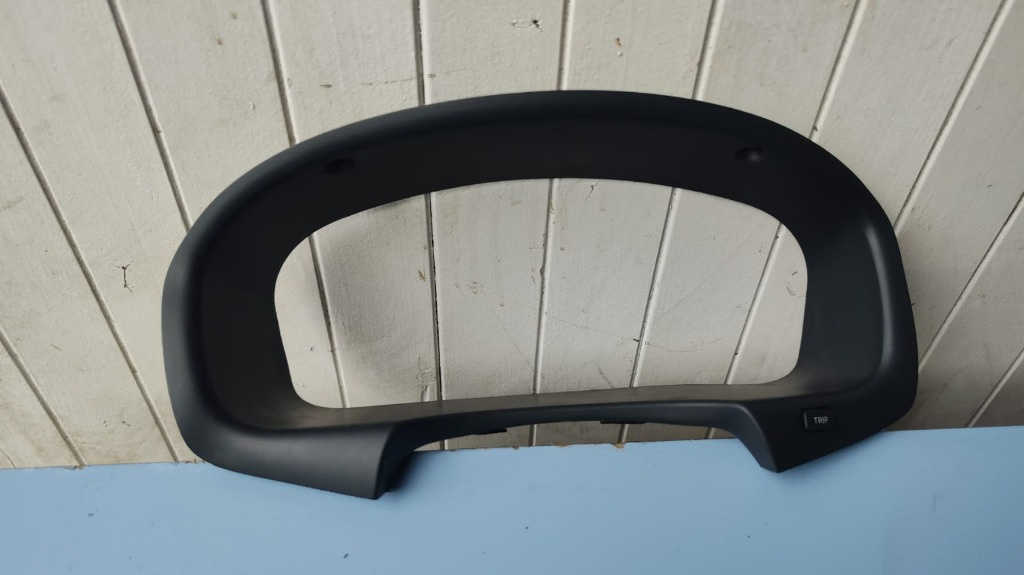 Ornament ceasuri bord Kia Carens 2.0 CRDI D4EA 2009 Cod : 84830-1D000