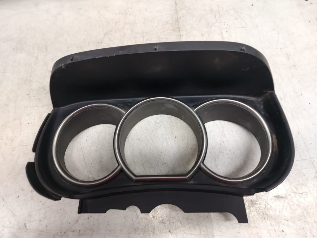 Ornament ceasuri de bord 68240el00a Nissan Tiida C11 [2004 - 2008]