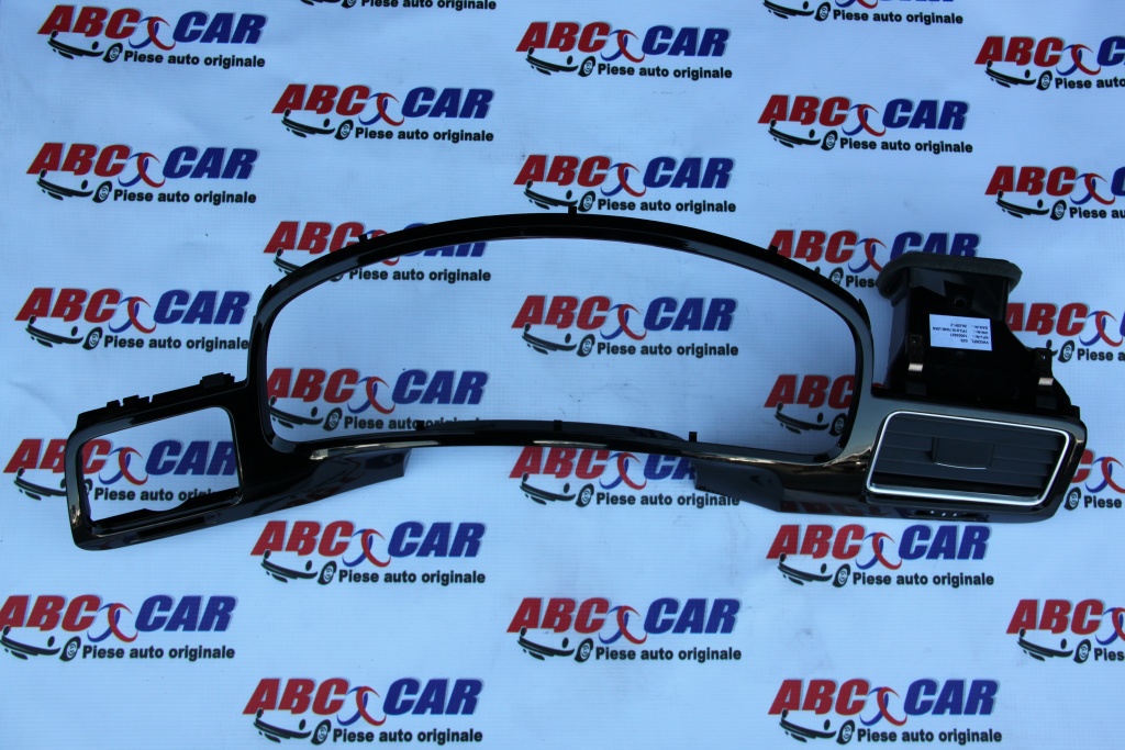 Ornament ceasuri de bord VW Touareg 7P cod: 7P2857190B model 2014