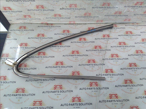 Ornament coltar geam caroserie dreapta spate HONDA Cr v