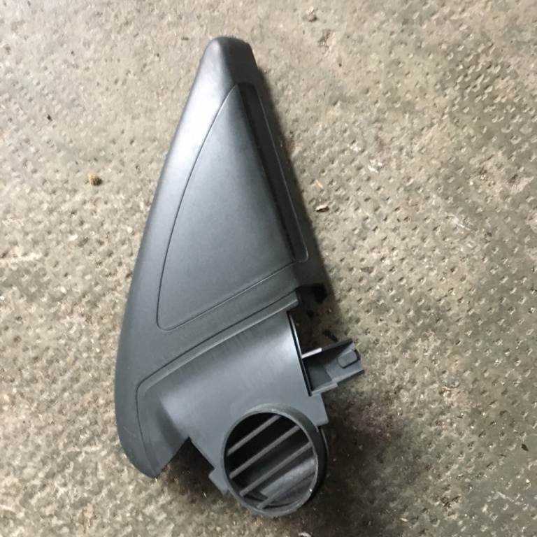 Ornament coltar usa dreapta fata Skoda Octavia 2 [facelift] [2008 - 2013] Liftback 5-usi 1.6 TDI MT (105 hp) (1Z3)