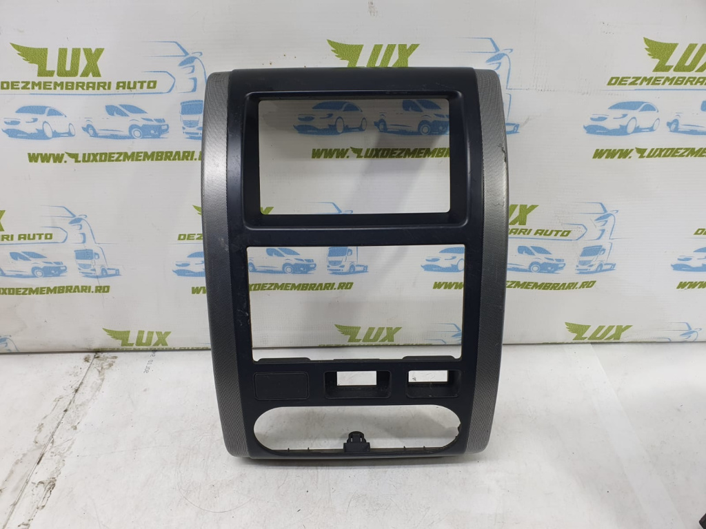 Ornament consola centrala bord 68260 jg10a Nissan X-Trail T31 [2007 - 2011]