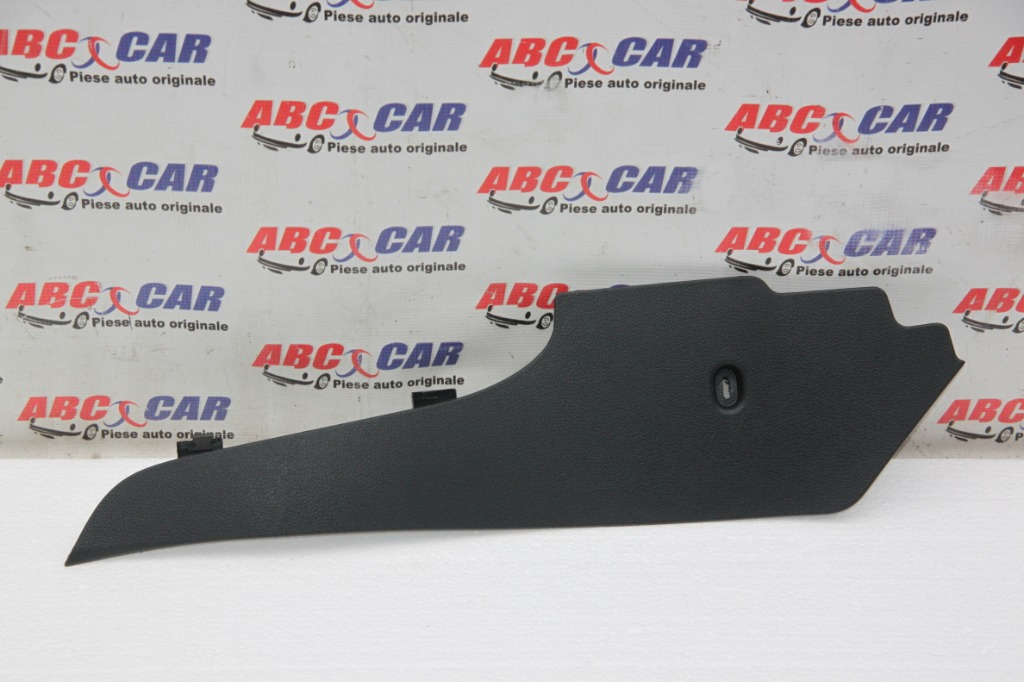 Ornament consola centrala dreapta VW Golf 7 2014-2020 5G1863046A