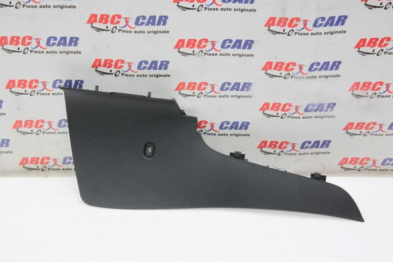 Ornament consola centrala stanga  Volkswagen Golf 7 facelift 2017-2020 5G1863045A