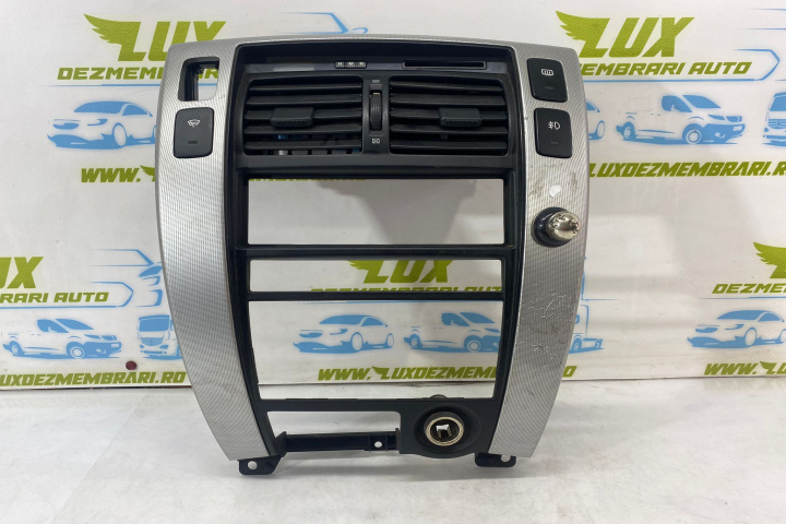 Ornament consola centrala trim u0501948 Hyundai Tucson [2004 - 2010]