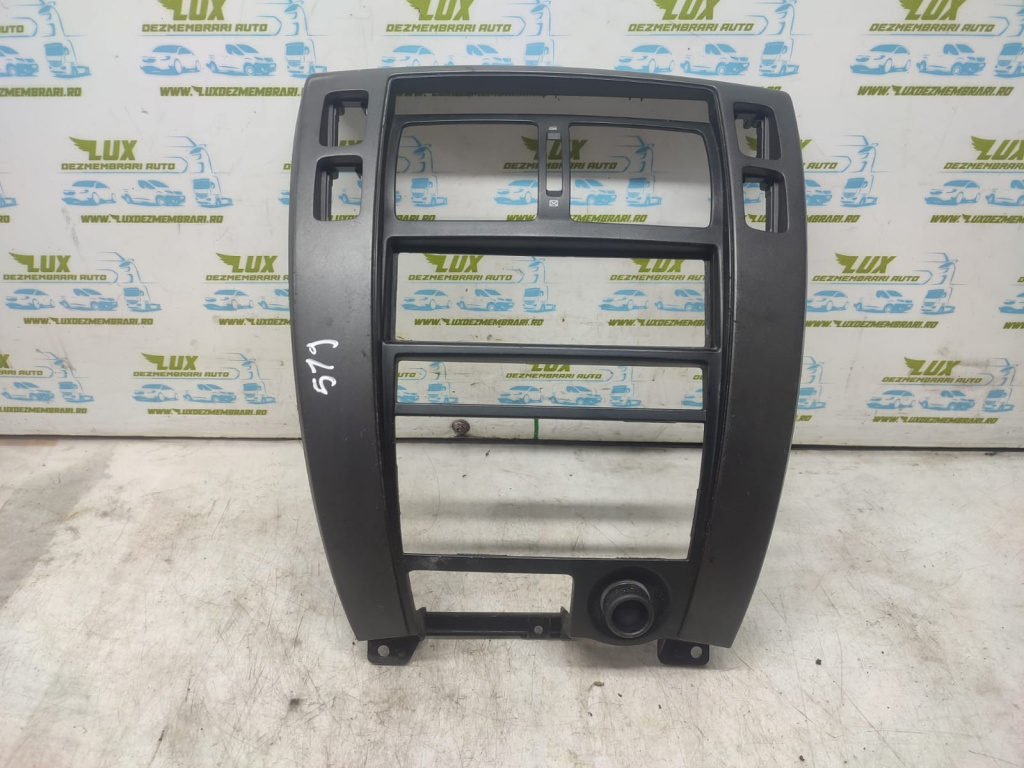 Ornament consola centrala u026323800 Hyundai Tucson [2004 - 2010] 2.0 crdi D4EA