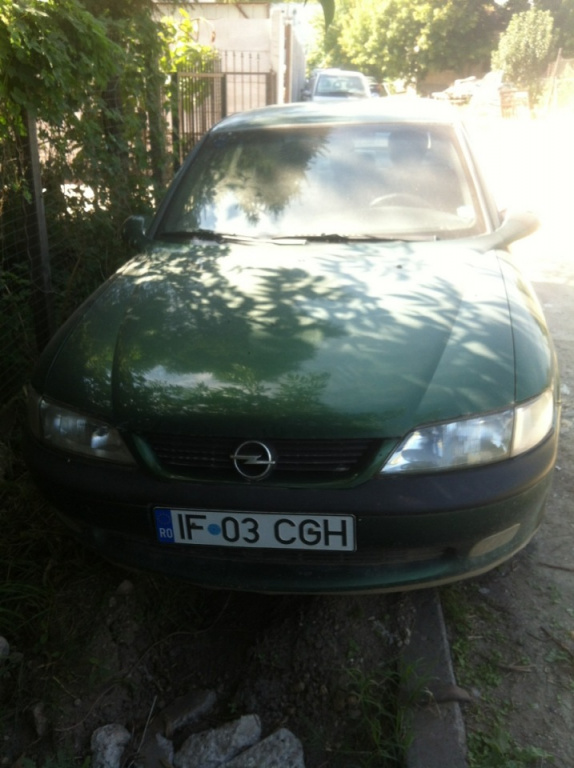 Ornament contact Opel Vectra B [1995 - 1999] Sedan 4-usi 1.6 MT (101 hp) 36_)