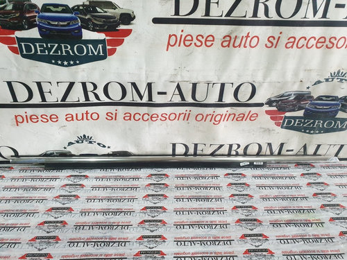 Ornament crom usa dreapta fata Audi A4 B8 cod piesa : 8k0853284g