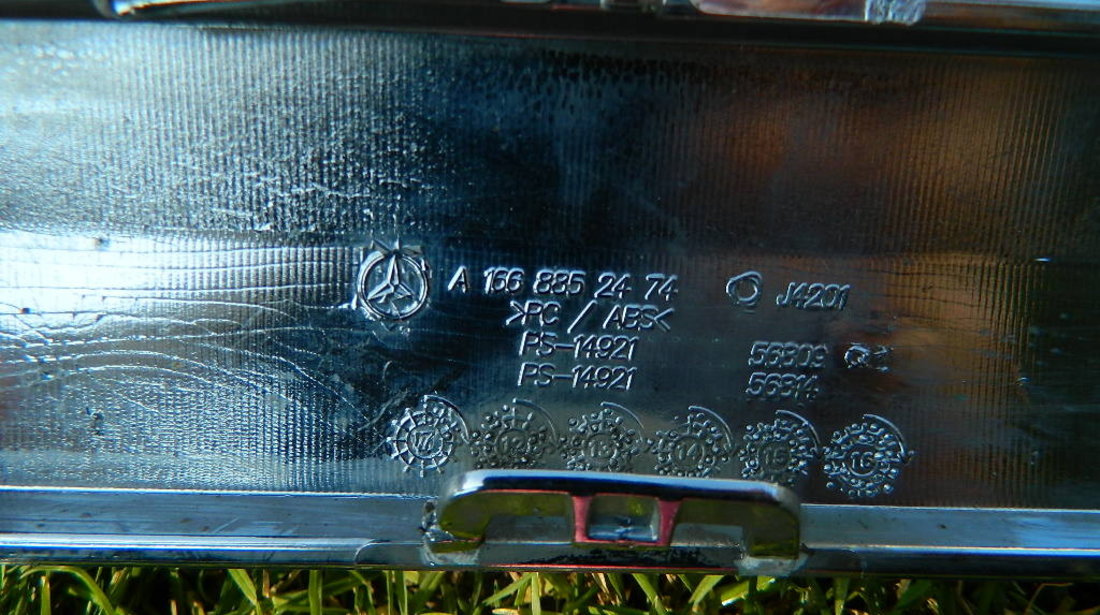 Ornament cromat bara spate Mercedes  GL model 2013-2018 cod A1668852474
