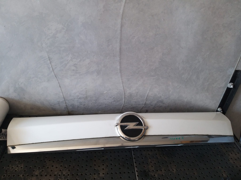 Ornament cromat cu stema haion opel mokka x j13 95979091