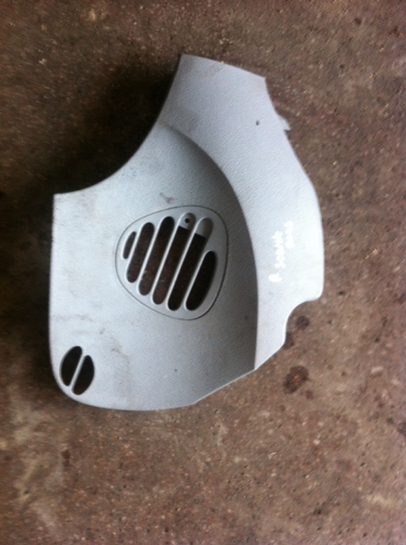 Ornament cu grila dreapta Renault Scenic [facelift] [1999 - 2003] RX4 minivan 5-usi 2.0 16v MT 4WD (139 hp) I (JA0/1_) RX4