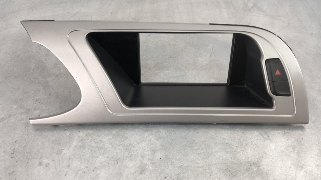 Ornament display navigatie Audi A4 B8 3.0TDI Quattro S-Line CCWA, 240cp sedan 2010 (cod intern: 103516)