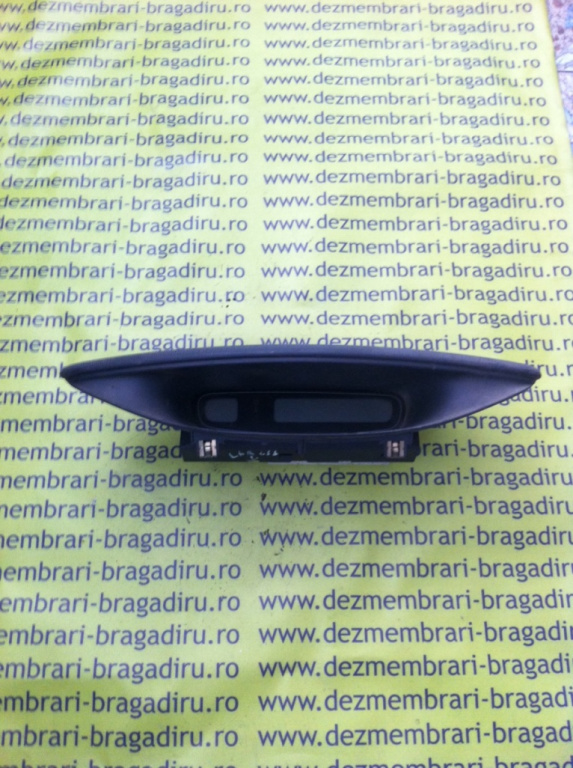 Ornament display Renault Laguna 2 [2001 - 2005] Liftback 1.6 MT (107 hp) II (BG0/1_)