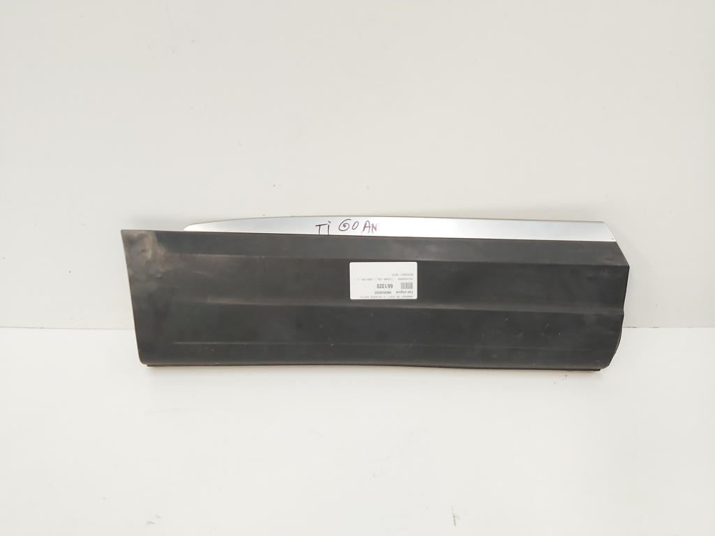 Ornament dreapta spate, cod 5N0854950E, VW Tiguan (5N) (id:661320)