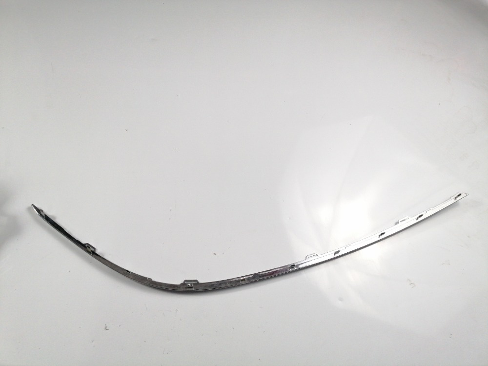 Ornament Exterior Bmw 7 (E65, E66, E67) 2001-2008 Stanga Bara Fata 51117135557