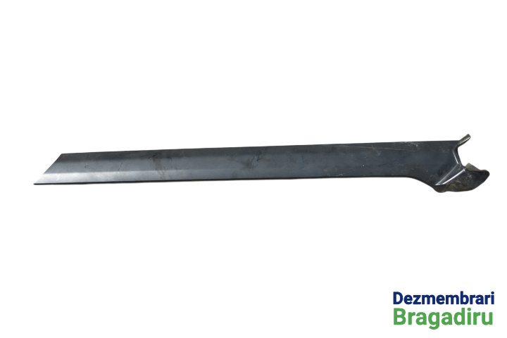 Ornament exterior parbriz dreapta DCB000143 Land Rover Discovery 3 [2004 - 2009] SUV 2.7 TD AT (190 hp) Cod motor: 276DT