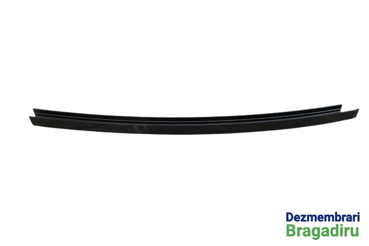 Ornament exterior spre spate usa spate stanga BMW Seria 5 F11 [2009 - 2013] Touring wagon 520 d Steptronic (184 hp) Cod motor: N47T, Cod culoare: B90, Pachet M