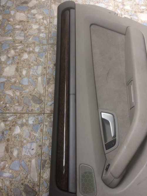 Ornament fata usa dreapta spate Audi A8 D3/4E [2002 - 2005] Sedan 4.2 tiptronic quattro (335 hp) AUD...