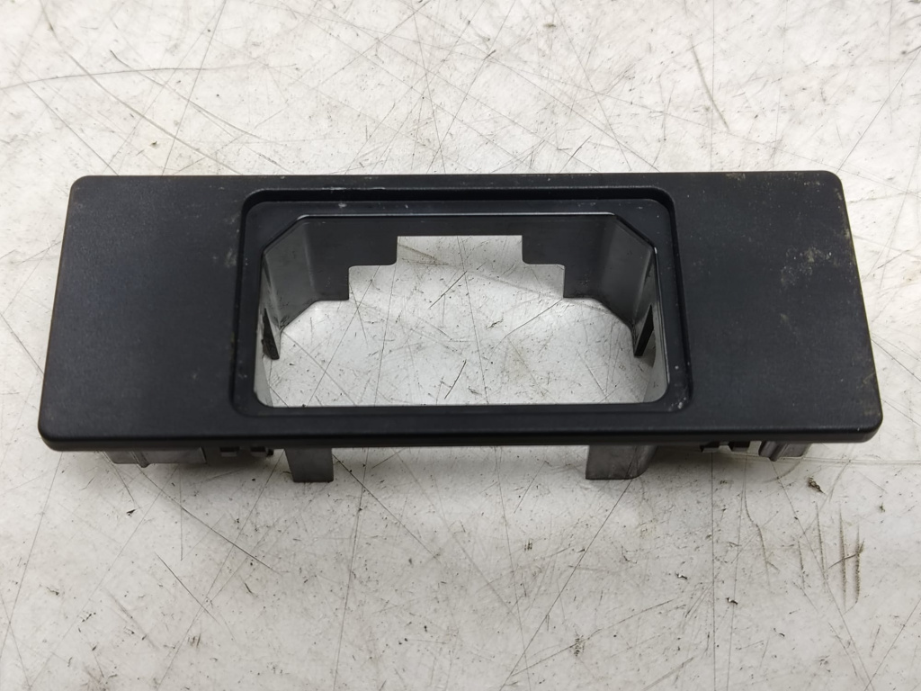 Ornament Gc3t14g332aa Ford Mondeo MK5 [2014 - 2020] 2.0 tdci t8cd 4x4