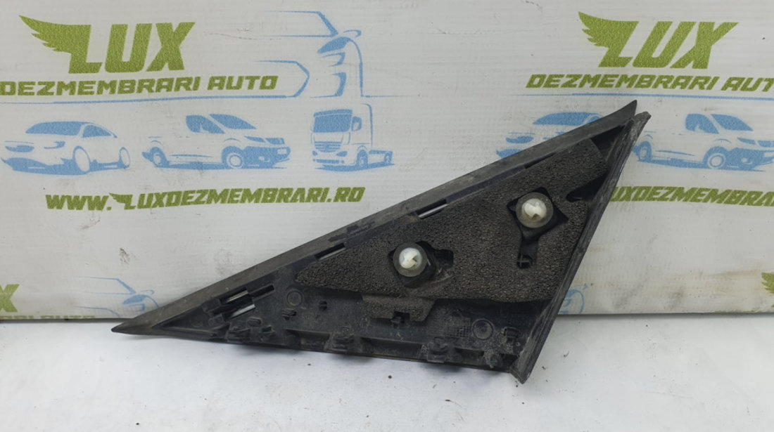 Ornament geam dreapta fata 96842432xy Peugeot 3008 [2010 - 2013]