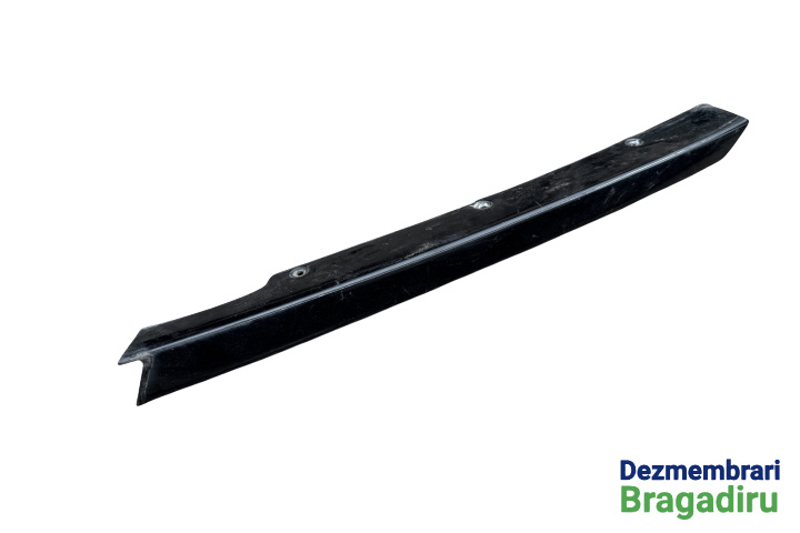 Ornament geam fix stanga spate negru Audi A6 4B/C5 [facelift] [2001 - 2004] Sedan 2.5 TDI multitronic (163 hp) Cod motor BDG, Cod cutie GJT