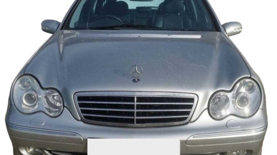 Ornament geam stanga portbagaj Mercedes-Benz C-Class W203/S203/CL203 [2000 - 2004] wagon 5-usi C 200 Kompressor AT (163 hp)