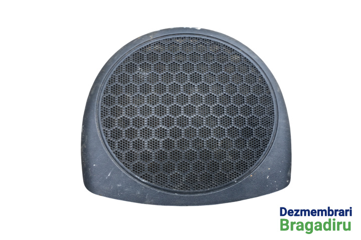 Ornament / Grila boxa fata dreapta Cod: 7700832057 7700832057 Renault Megane [facelift] [1999 - 2003] Coupe 1.6 MT (107 hp)