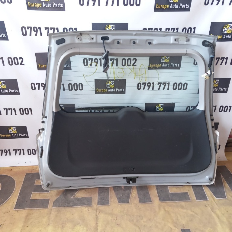 Ornament haion Kia Carens 2 2.0 CRDI cod motor D4EA an 2009