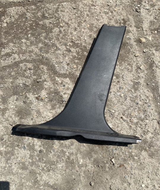 Ornament inferior stalp dreapta Ford Mondeo 4 [2007 - 2010] Liftback 2.0 TDCi DPF AT (140 hp) MK4 (BA7)