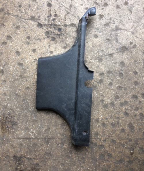 Ornament inferior stalp stanga Land Rover Freelander [facelift] [2003 - 2006] Crossover 5-usi 1.8 MT...