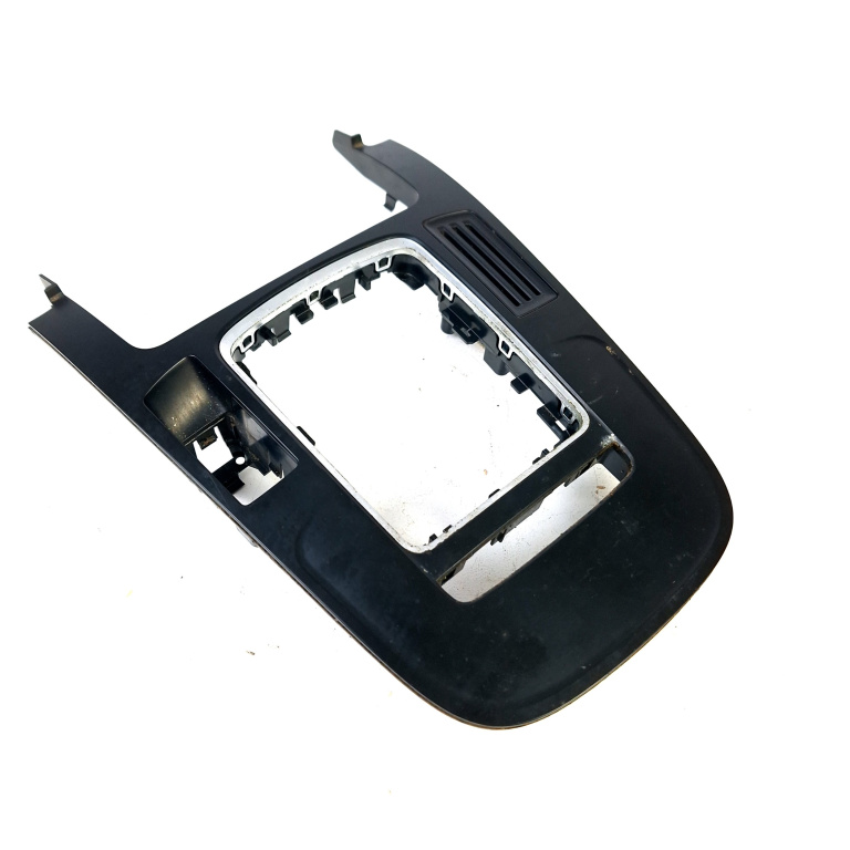 Ornament Interior Audi A4 B8 (8K) 2007-2015 1.8 Tfsi Cdhb Benzina Consola Centrala 8K0864261, 8K0 864 261, Dxl00002430, Dxl 000 024 30