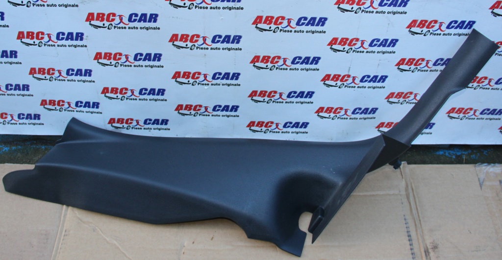 Ornament interior Audi Q3 8U cod: 8U0867767 model 2014