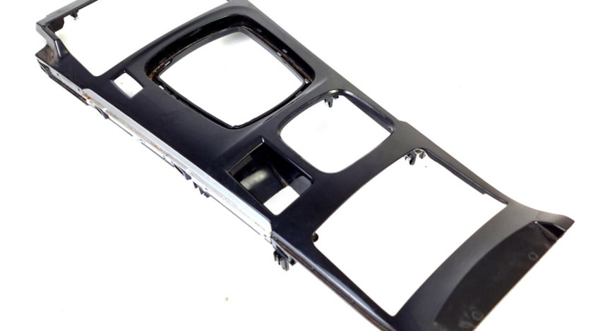 Ornament Interior Ceas Bord,consola Centrala Renault LATITUDE (L70) 2010 - Prezent Motorina VR8521147300, VR85211-47300, VR8523147000, VR85231-47000