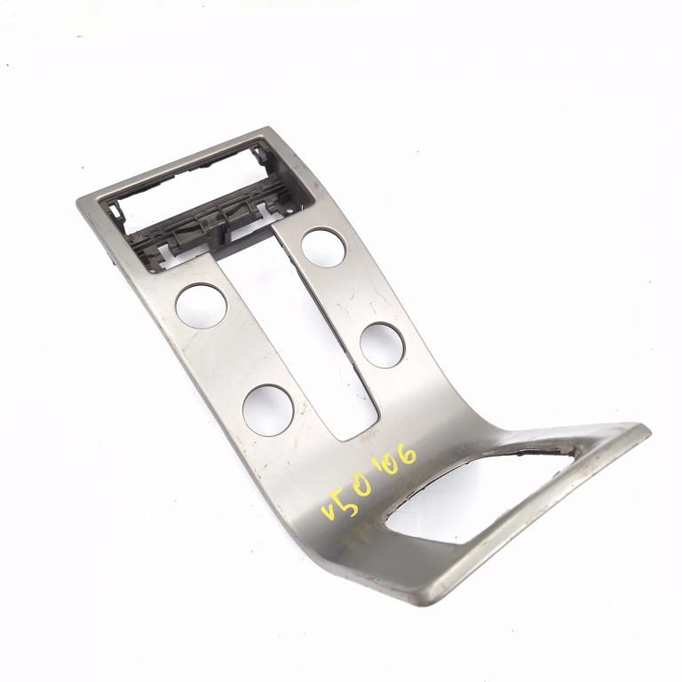 Ornament Interior Consola Centrala Volvo V50 (MW) 2004 - 2012 30672565, ESW448