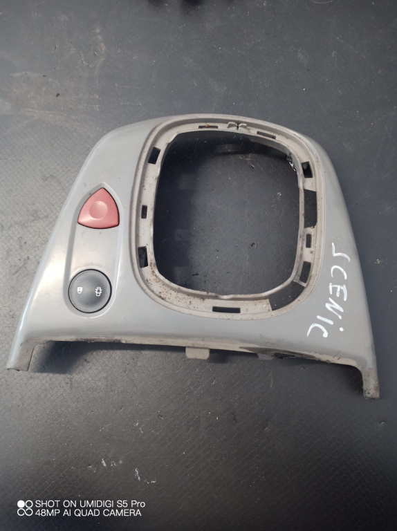Ornament Interior cu butoane , Renault SCENIC 2 ,1.5 Dci COD -8200231906
