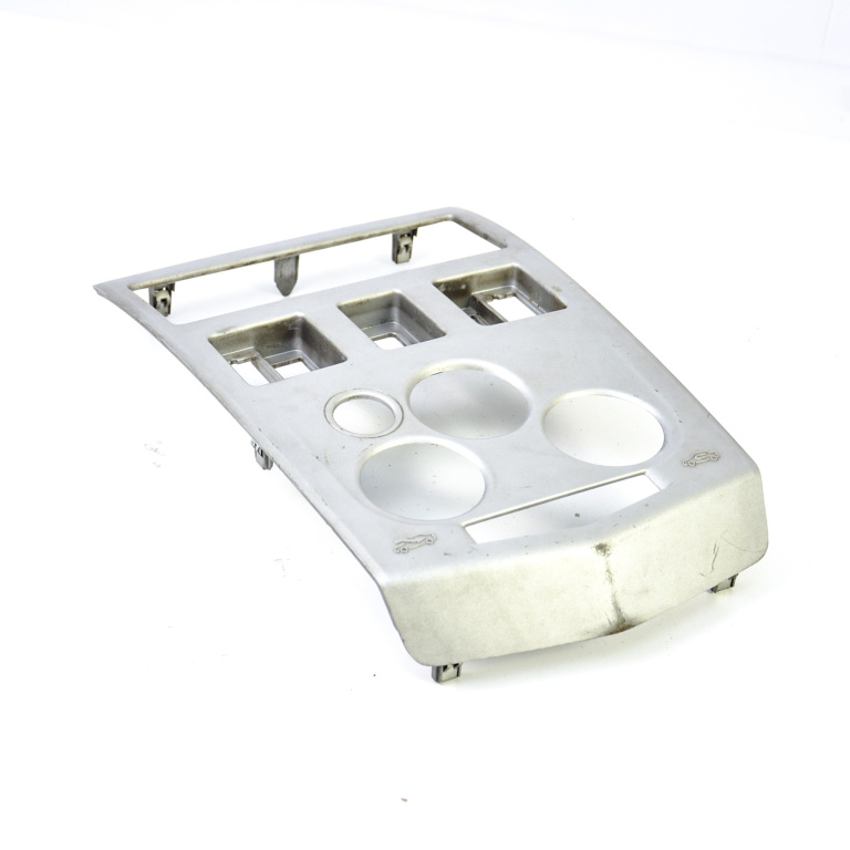 Ornament Interior Dacia Logan Mcv / Logan Van 2007-2012 1.5 Dci (Ks0W) K9K 796 Motorina Mijloc Plansa De Bord 8200751184, 82 007 511 84, 8200751191, 82 007 511 91