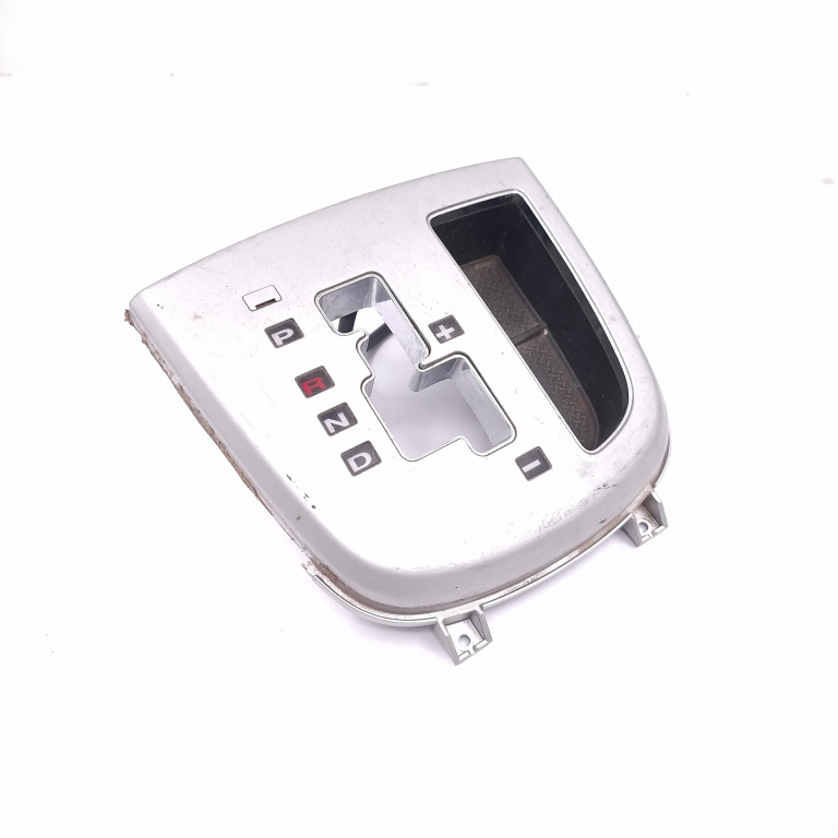 Ornament Interior Hyundai Grand Santa Fe 2013 > Mijloc Consola Centrala Schimbator Viteze 846482B000