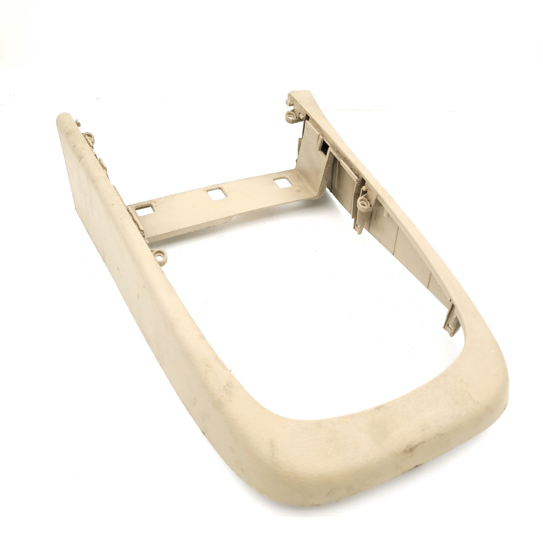 Ornament Interior Hyundai Santa Fe 2 (Cm) 2005 > Mijloc Consola Centrala Schimbator Viteze 846512B000, 84651 2B000 Cm Ecoplastic
